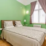 Elsor Apartment *